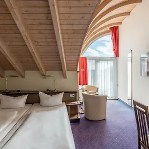 Azimut Aparthotel Dresden